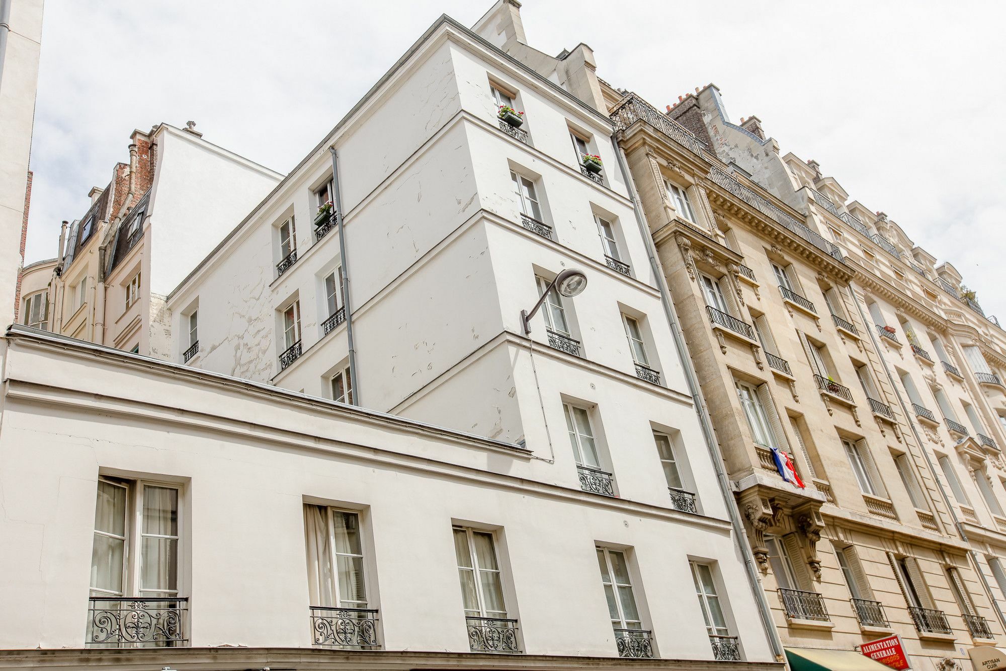 Apartment 11 - Design Champs-elysees